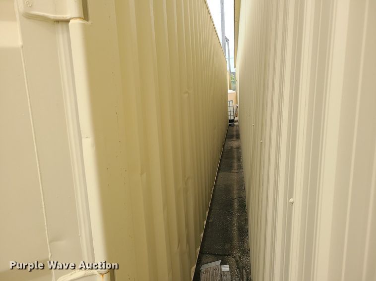 image for item DC6047 Shipping container