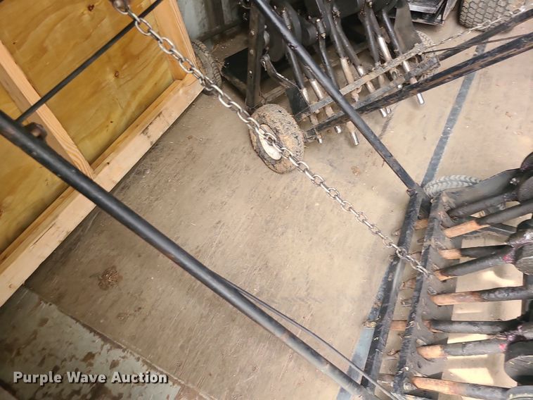 image for item DC6047 Shipping container