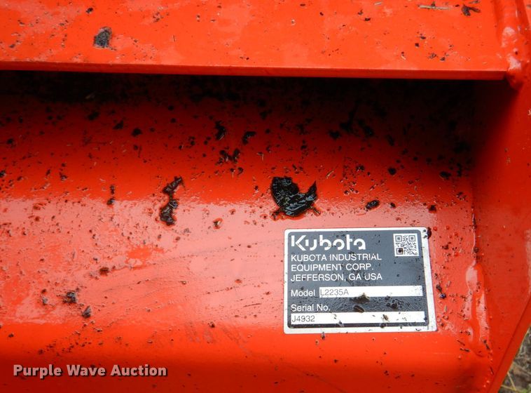 image for item DH7542 Kubota L2235A  bucket