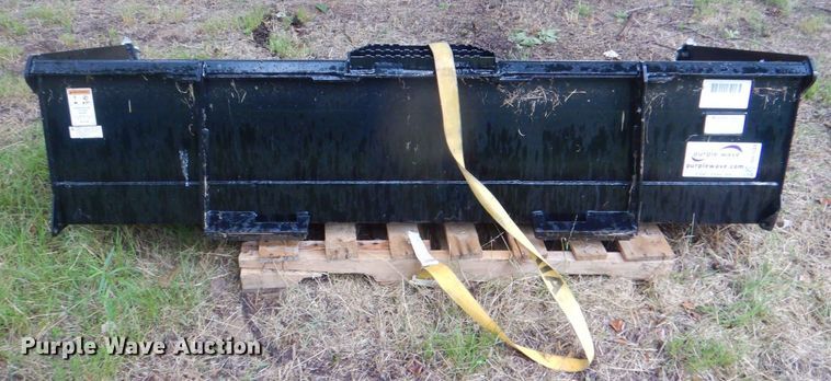 image for item DH7544 2022 Paladin S6606  skid steer bucket