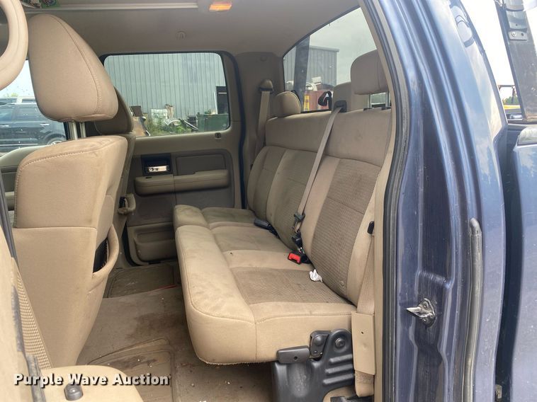 image for item DI7752 2004 Ford F150  SuperCrew pickup truck