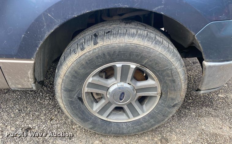 image for item DI7752 2004 Ford F150  SuperCrew pickup truck