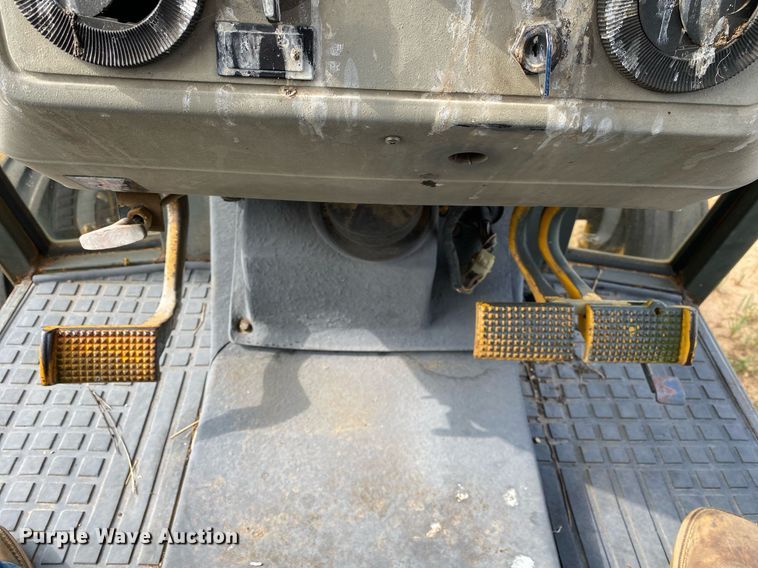 image for item DI7839 1984 Case M1394  tractor