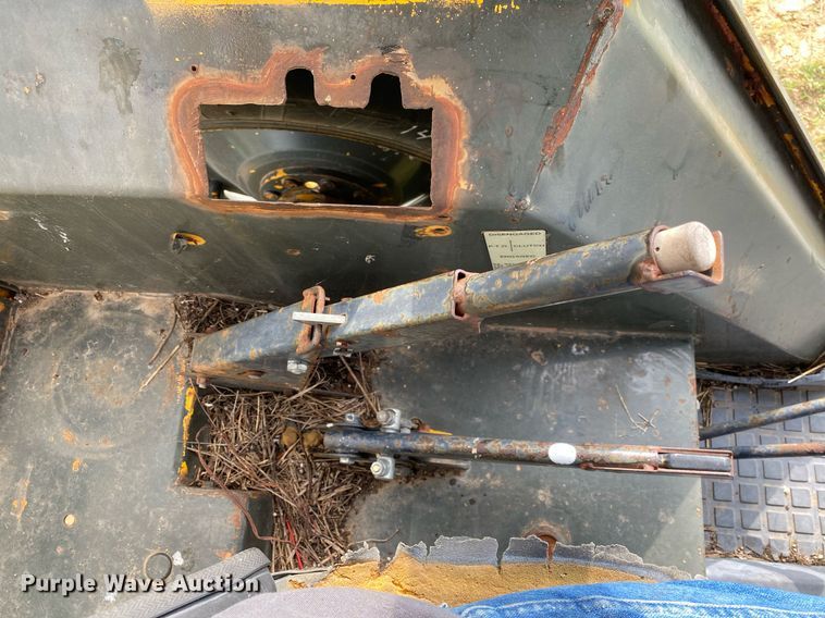 image for item DI7839 1984 Case M1394  tractor