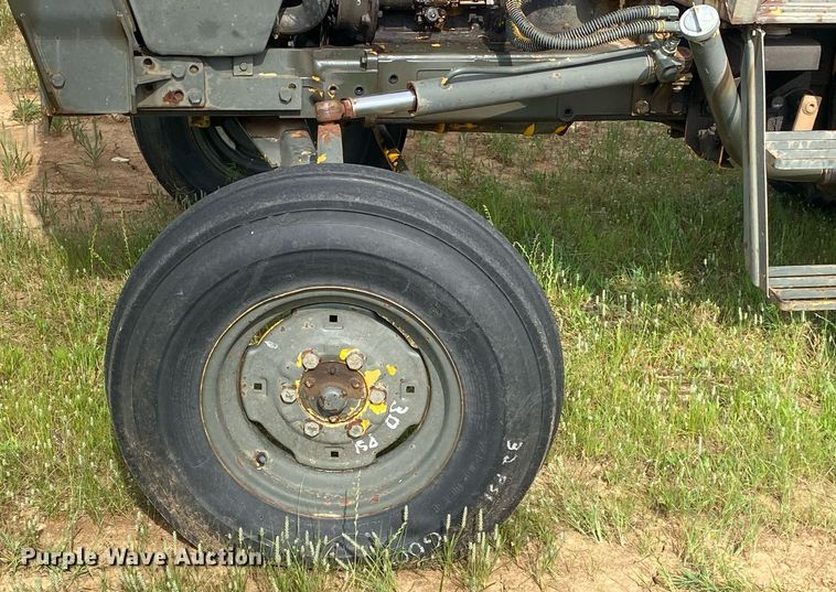 image for item DI7839 1984 Case M1394  tractor