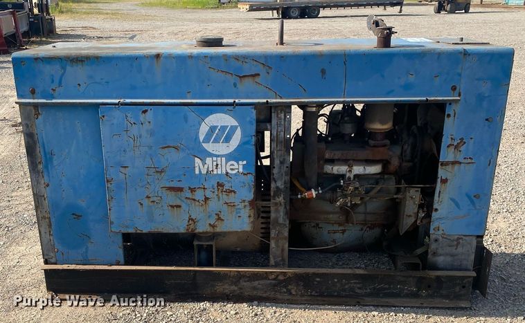 image for item DI7841 Miller Trailblazer 44G  welder/generator