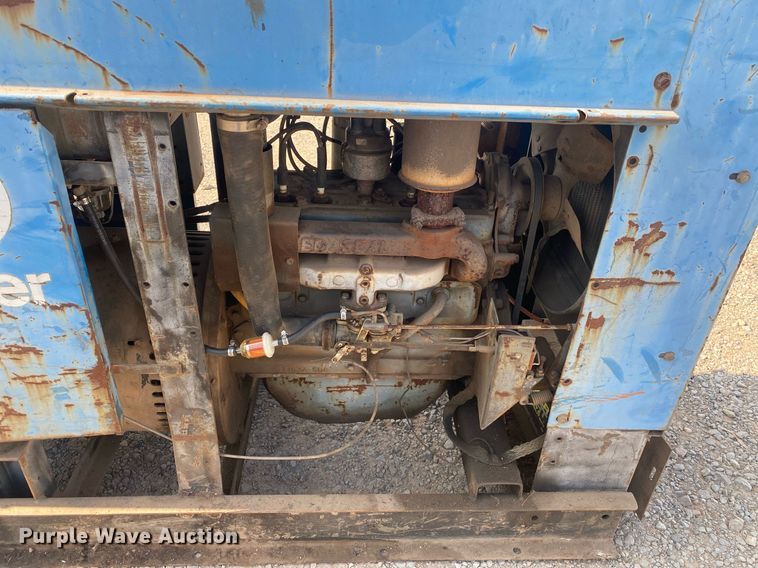 image for item DI7841 Miller Trailblazer 44G  welder/generator