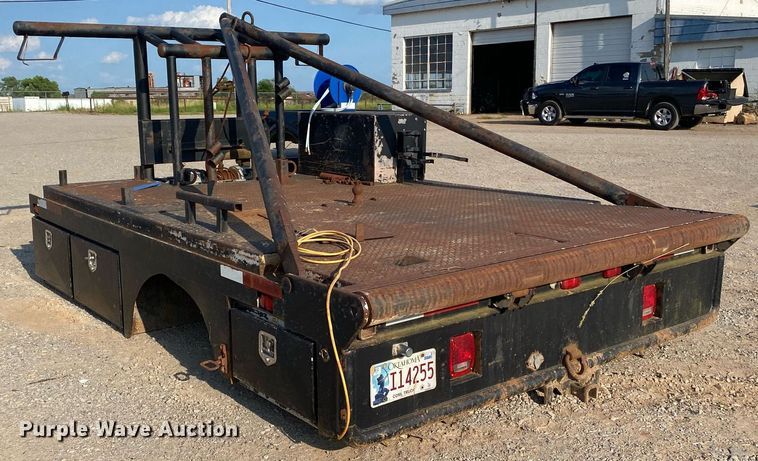 image for item DI7845 Winch truck bed