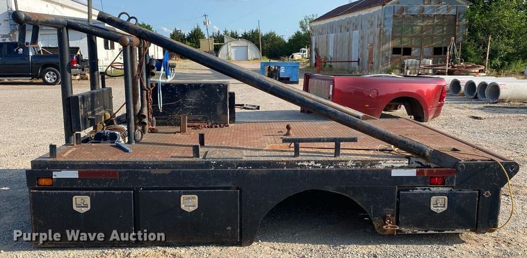 image for item DI7845 Winch truck bed