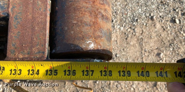 image for item DI7845 Winch truck bed