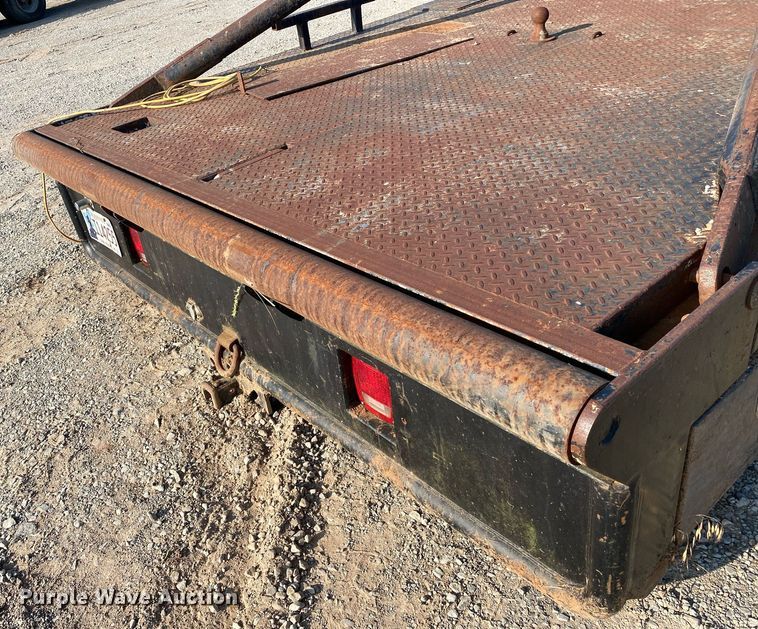 image for item DI7845 Winch truck bed