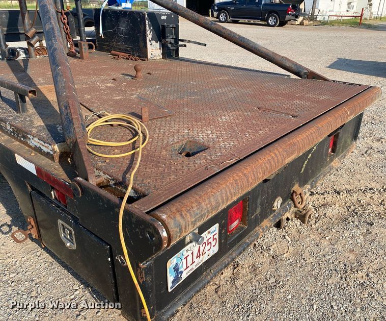 image for item DI7845 Winch truck bed