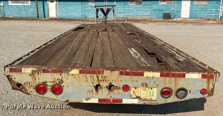 image for item DI7846 1982 Belshe T-8GN  equipment trailer