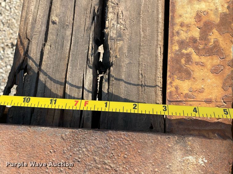 image for item DI7846 1982 Belshe T-8GN  equipment trailer