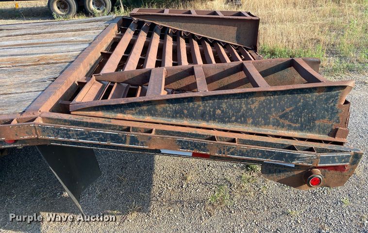 image for item DI7848 1990  Equipment trailer
