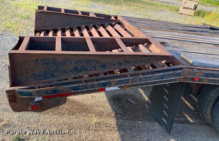 image for item DI7848 1990  Equipment trailer