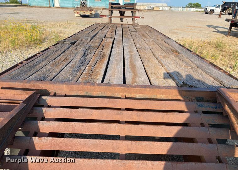 image for item DI7848 1990  Equipment trailer