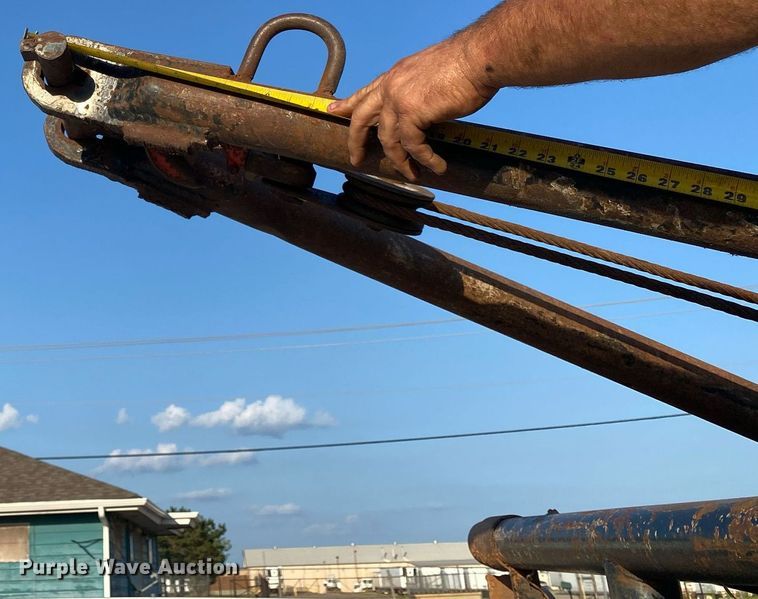 image for item DI7849 2015 Dodge Ram 4500HD  Crew Cab winch truck