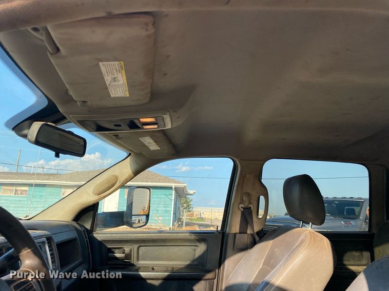 image for item DI7849 2015 Dodge Ram 4500HD  Crew Cab winch truck