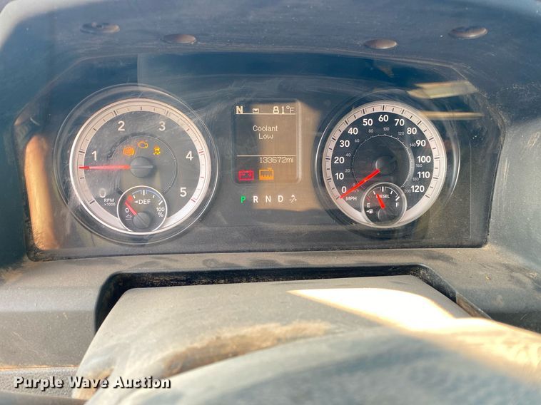 image for item DI7849 2015 Dodge Ram 4500HD  Crew Cab winch truck