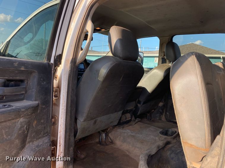 image for item DI7849 2015 Dodge Ram 4500HD  Crew Cab winch truck