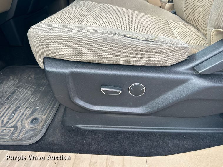 image for item DI7850 2015 Ford F150  SuperCrew pickup truck