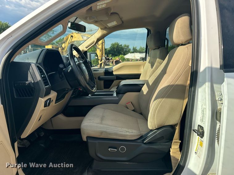 image for item DI7851 2017 Ford F150  SuperCrew pickup truck