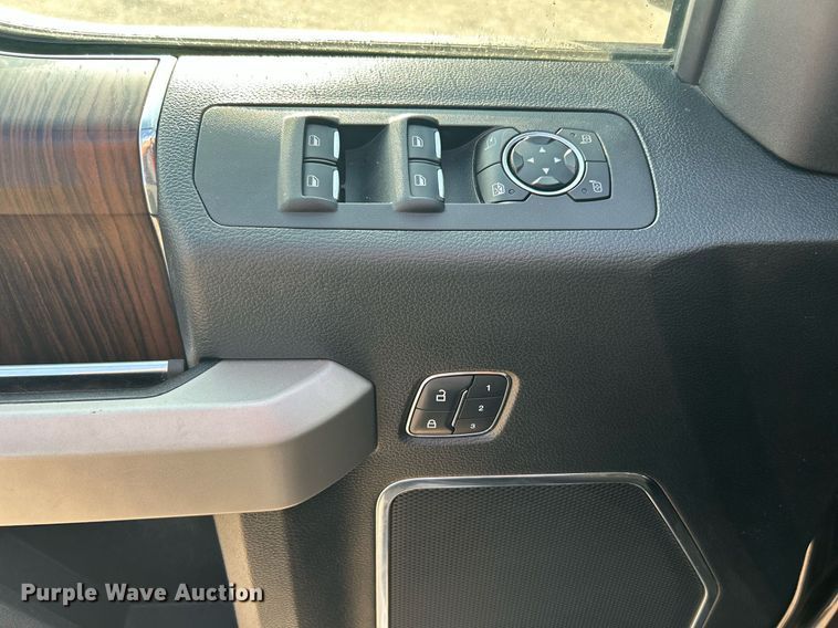 image for item DI7852 2015 Ford F150  SuperCrew pickup truck