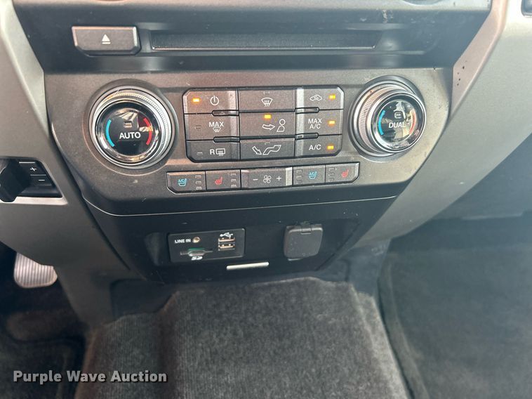 image for item DI7852 2015 Ford F150  SuperCrew pickup truck