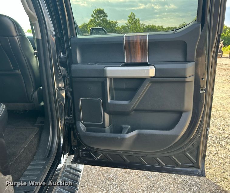 image for item DI7852 2015 Ford F150  SuperCrew pickup truck