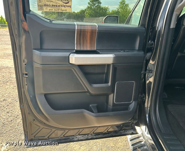 image for item DI7852 2015 Ford F150  SuperCrew pickup truck