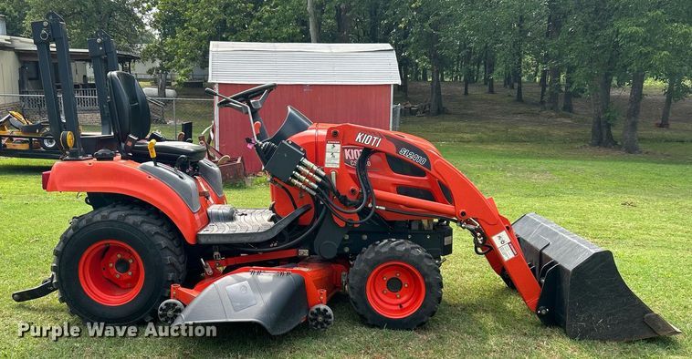 image for item DI7856 2012 Kioti CS2410  MFWD tractor