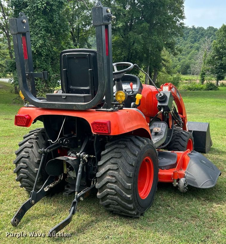 image for item DI7856 2012 Kioti CS2410  MFWD tractor