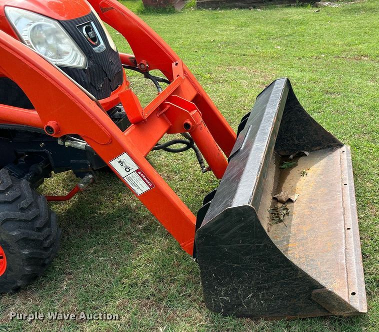 image for item DI7856 2012 Kioti CS2410  MFWD tractor