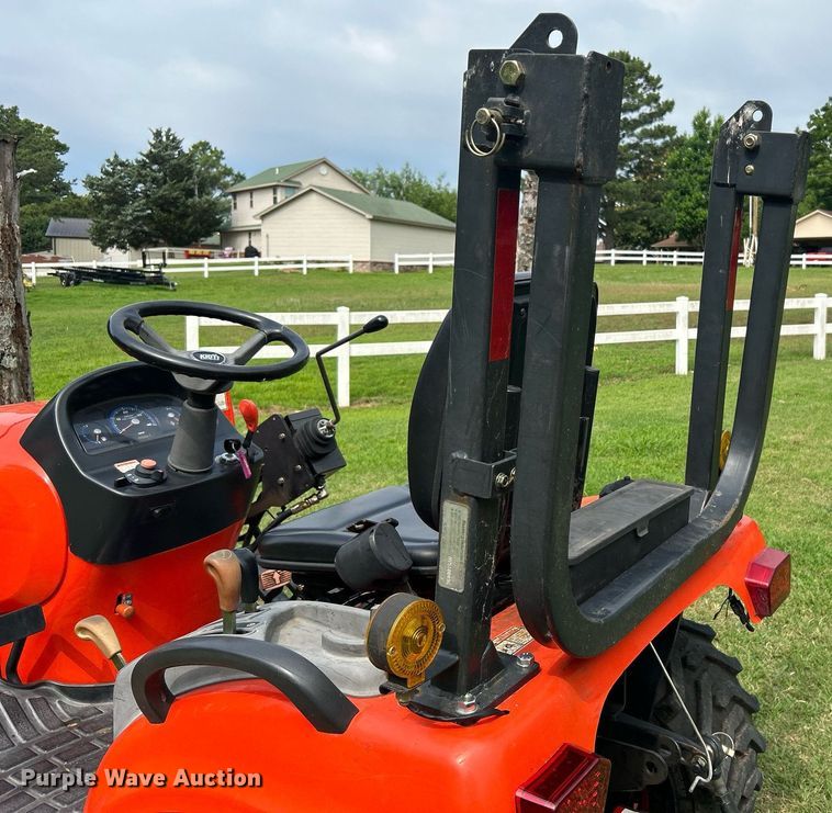 image for item DI7856 2012 Kioti CS2410  MFWD tractor