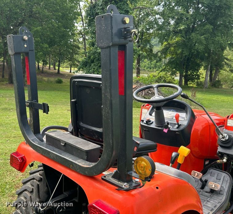 image for item DI7856 2012 Kioti CS2410  MFWD tractor