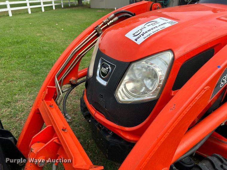 image for item DI7856 2012 Kioti CS2410  MFWD tractor