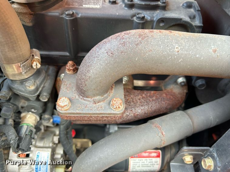 image for item DI7856 2012 Kioti CS2410  MFWD tractor