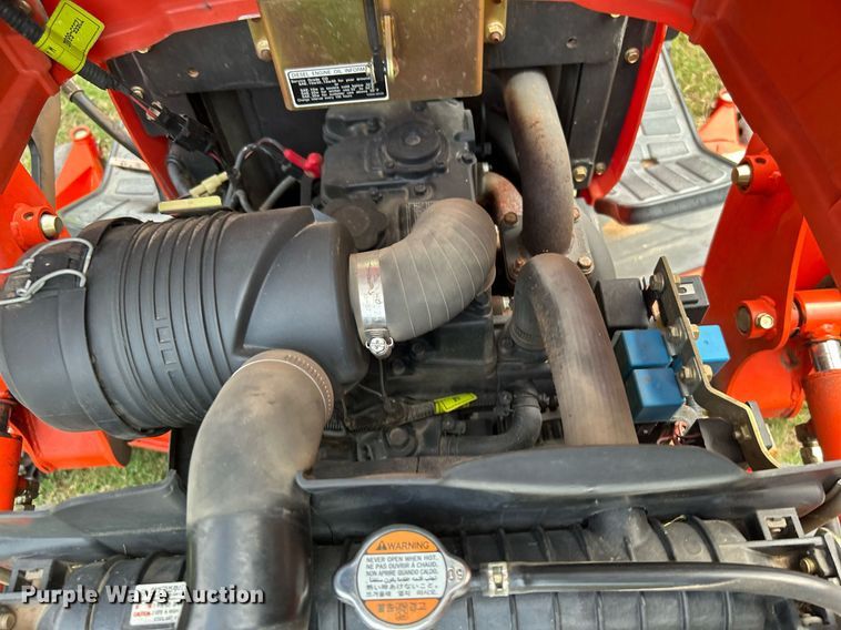 image for item DI7856 2012 Kioti CS2410  MFWD tractor