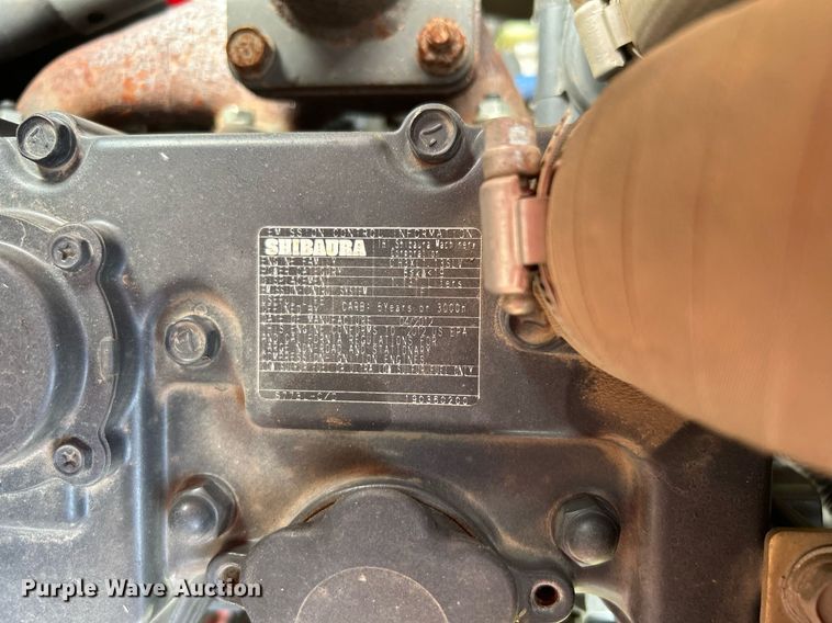 image for item DI7856 2012 Kioti CS2410  MFWD tractor