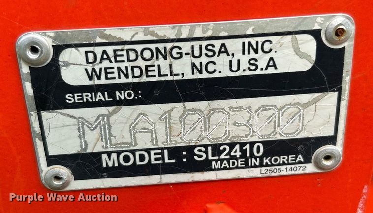 image for item DI7856 2012 Kioti CS2410  MFWD tractor