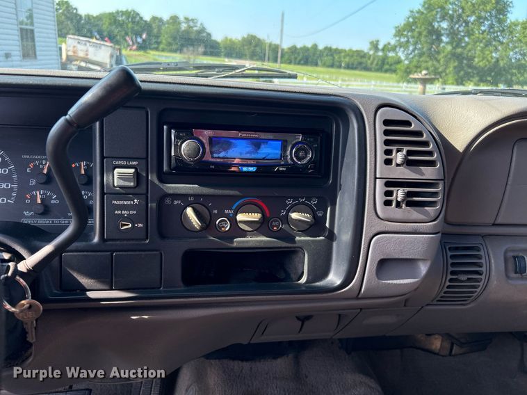 image for item DI7859 1997 Chevrolet C1500  Crew Cab pickup truck