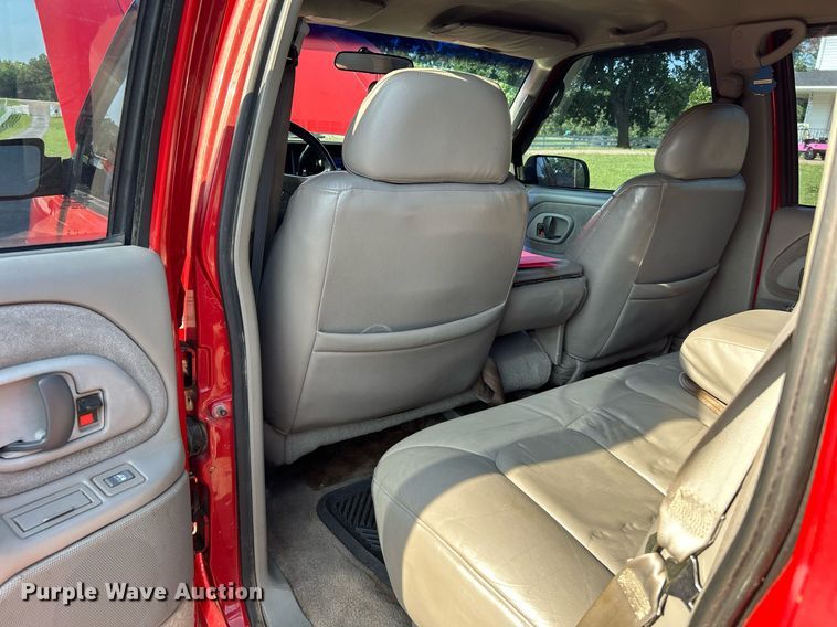 image for item DI7859 1997 Chevrolet C1500  Crew Cab pickup truck