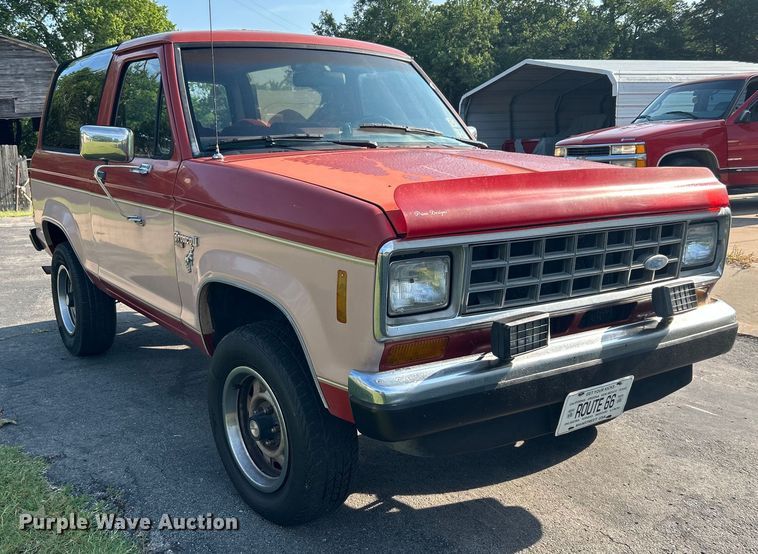 image for item DI7860 1987 Ford Bronco II  SUV