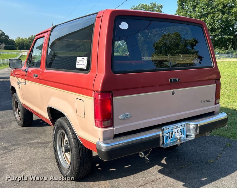 image for item DI7860 1987 Ford Bronco II  SUV