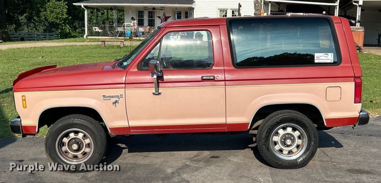 image for item DI7860 1987 Ford Bronco II  SUV