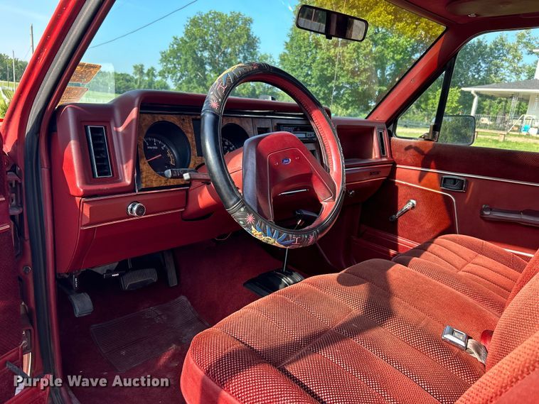 image for item DI7860 1987 Ford Bronco II  SUV