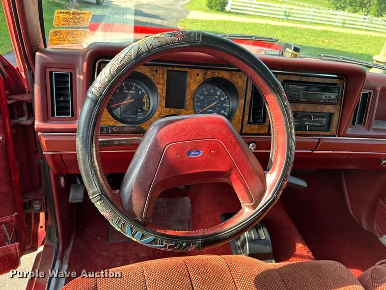 image for item DI7860 1987 Ford Bronco II  SUV