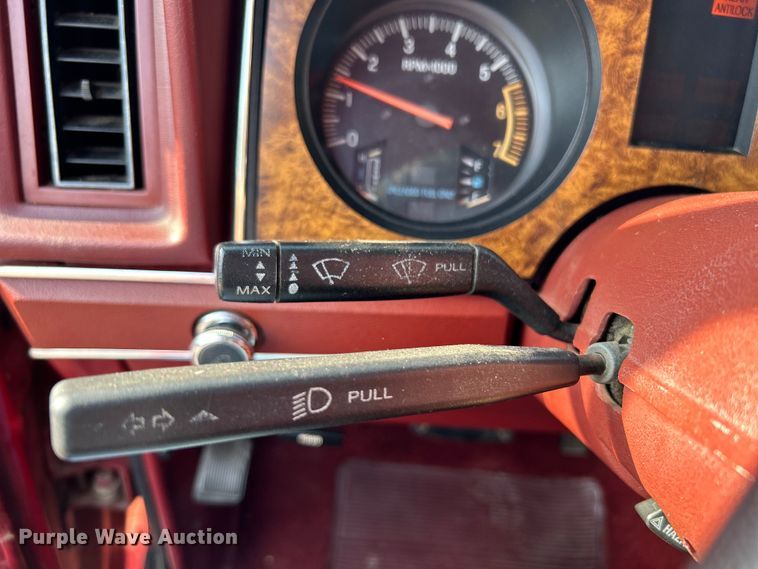 image for item DI7860 1987 Ford Bronco II  SUV