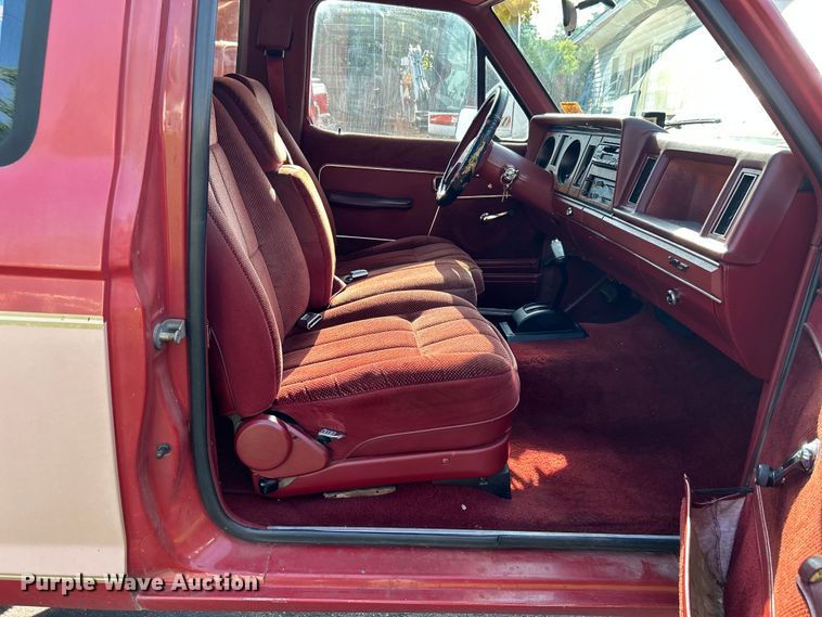 image for item DI7860 1987 Ford Bronco II  SUV